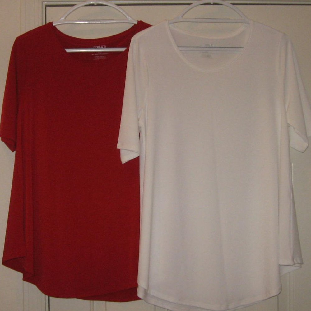 Chico's Ultimate Tee Lot of 2 1 White & 1 Red Chico's Size 1 / Size M